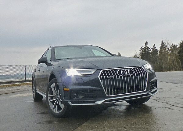 The allroad has the latest iteration of the signature Audi grille, and it never looked better. Photo credit: John Gilbert