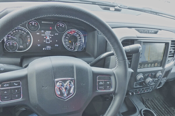 Instrument panel shows off everything from nav screen to tire-pressure readout warning. Photo Credit: John Gilbert