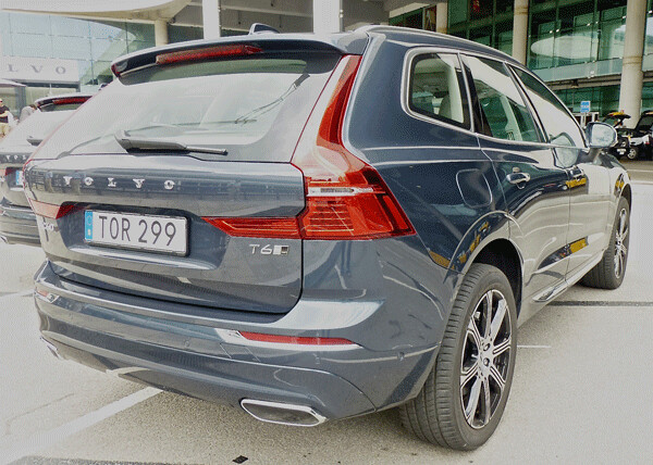 As a compact midsize, the XC60 has good storage space, new suspension tricks, and the XC90's powertrains. Photo credit: John Gilbert