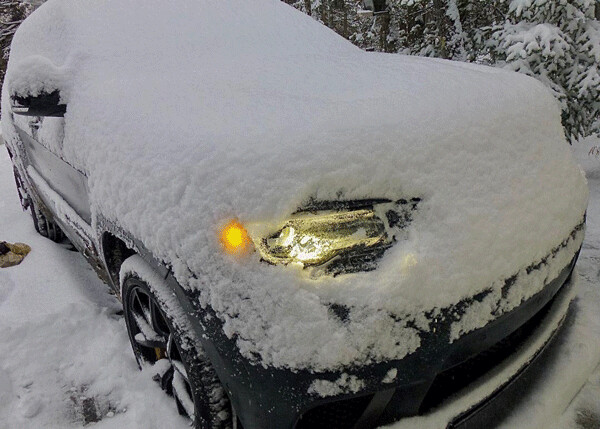 A sudden snowstorm on the North Shore presented unique challenge to 707-horsepower Trackhawk. Photo credit: John Gilbert