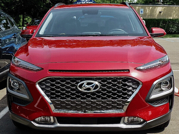 Separated lights set off Kona's unusual appearance, with distinctive Hyundai grille. Photo credit: John Gilbert