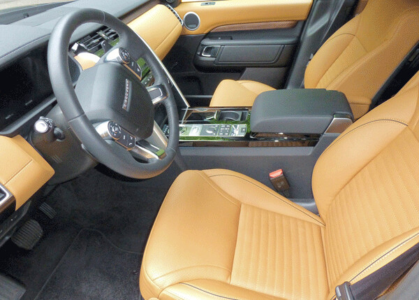 Opulent Windsor leather seats provide heat, air and even driver’s massage. Photo credit: John Gilbert