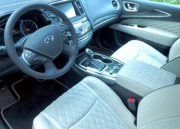 Finely finished interior makes the QX60 Infiniti’s luxury SUV. Photo credit: John Gilbert