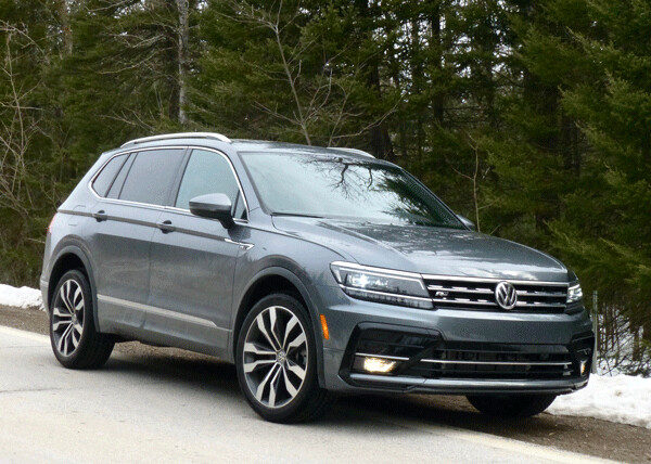 Volkswagen Tiguan returns for 2019 in only long form, with room for a third-row seat. Photo credit: John Gilbert