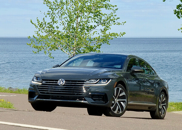 As if showing off its artistic lines, the Volkswagen Arteon stretched out at a rest stop on Lake Superior’s North Shore. Photo credit: John Gilbert