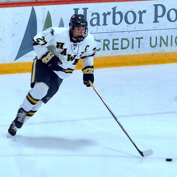 Blake Biondi rushed up ice in the Hilltopper Classic final, and his 2 goals and 4 assists helped Hermantown whip Buffalo 7-1. Biondi has 19-17--36 this season and the Hawks are 9-1-1. Photo credit: John Gilbert