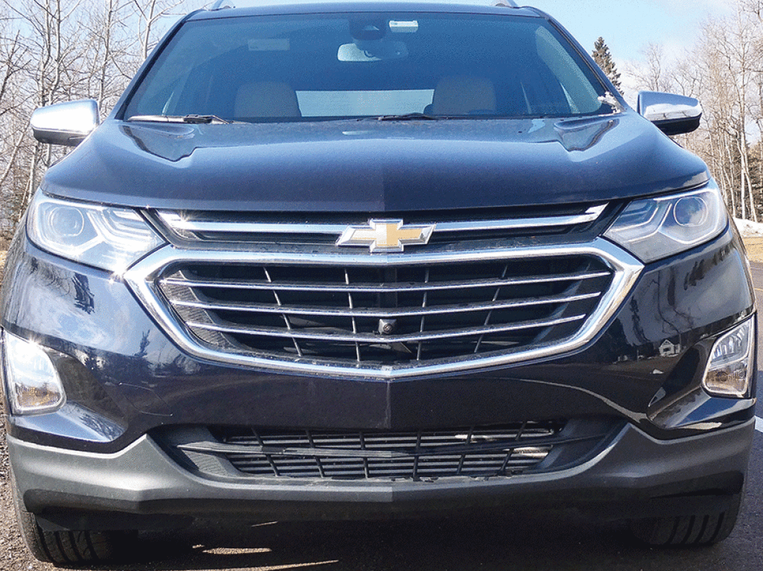 New-age Chevy family resemblance most notable on Eqjuinoz grille.