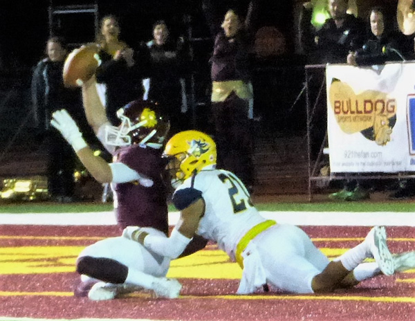 Nate Ricci came up with Drew Bauer’s 46-yard game-winning touchdown pass with 1:27 remaining. Photo credit: John Gilbert