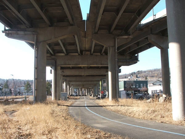 Original cross city trail at the can of worms interchange. Photo credit: John Ramos