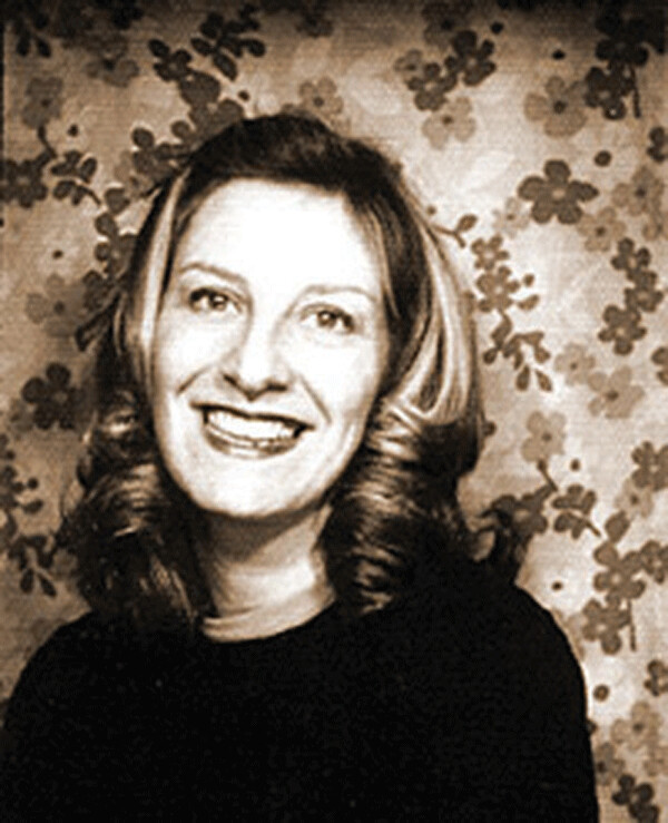 Jennifer L. Knox