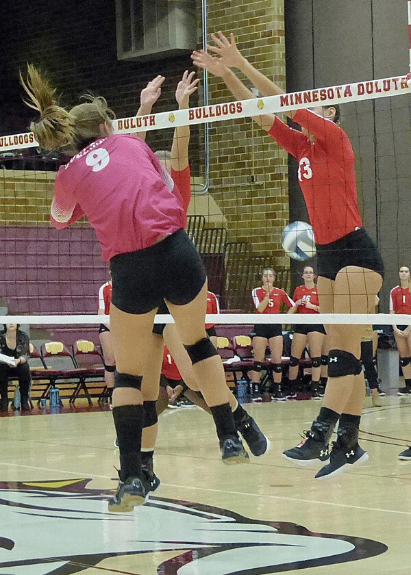 UMD’s Sarah Kelly pounded the kill that finished a 3-0 sweep over Minot State. Photo credit: John Gilbert
