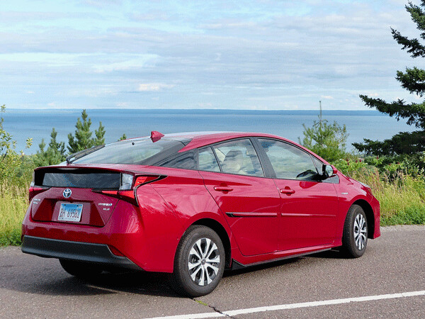 Angular lines of Prius Hybrid are blended into the overall look. Photo credit: John Gilbert