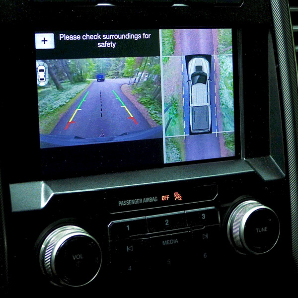 The nav screen can show two views when backing up, including overhead view. Photo credit: John Gilbert