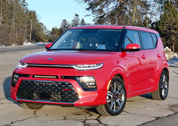 New grille and new platform gives 2020 KIA Soul a new and hotter personality. Photo credit: John Gilbert