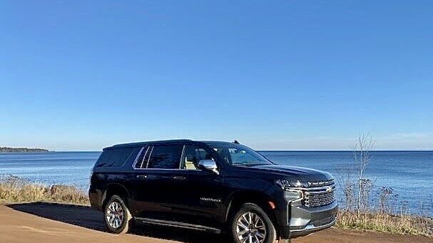 Rugged sophistication enlivens 2022 Suburban