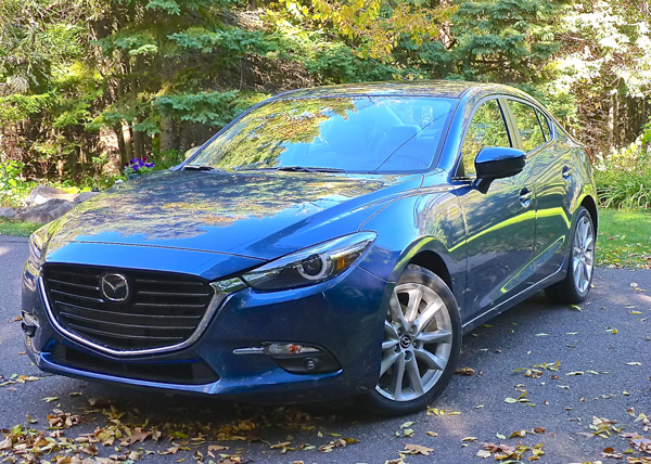 The front-wheel drive Mazda3 can handle all seasons, and g-vectoring feature puts its handling in exclusive territory. Photo credit: John Gilbert